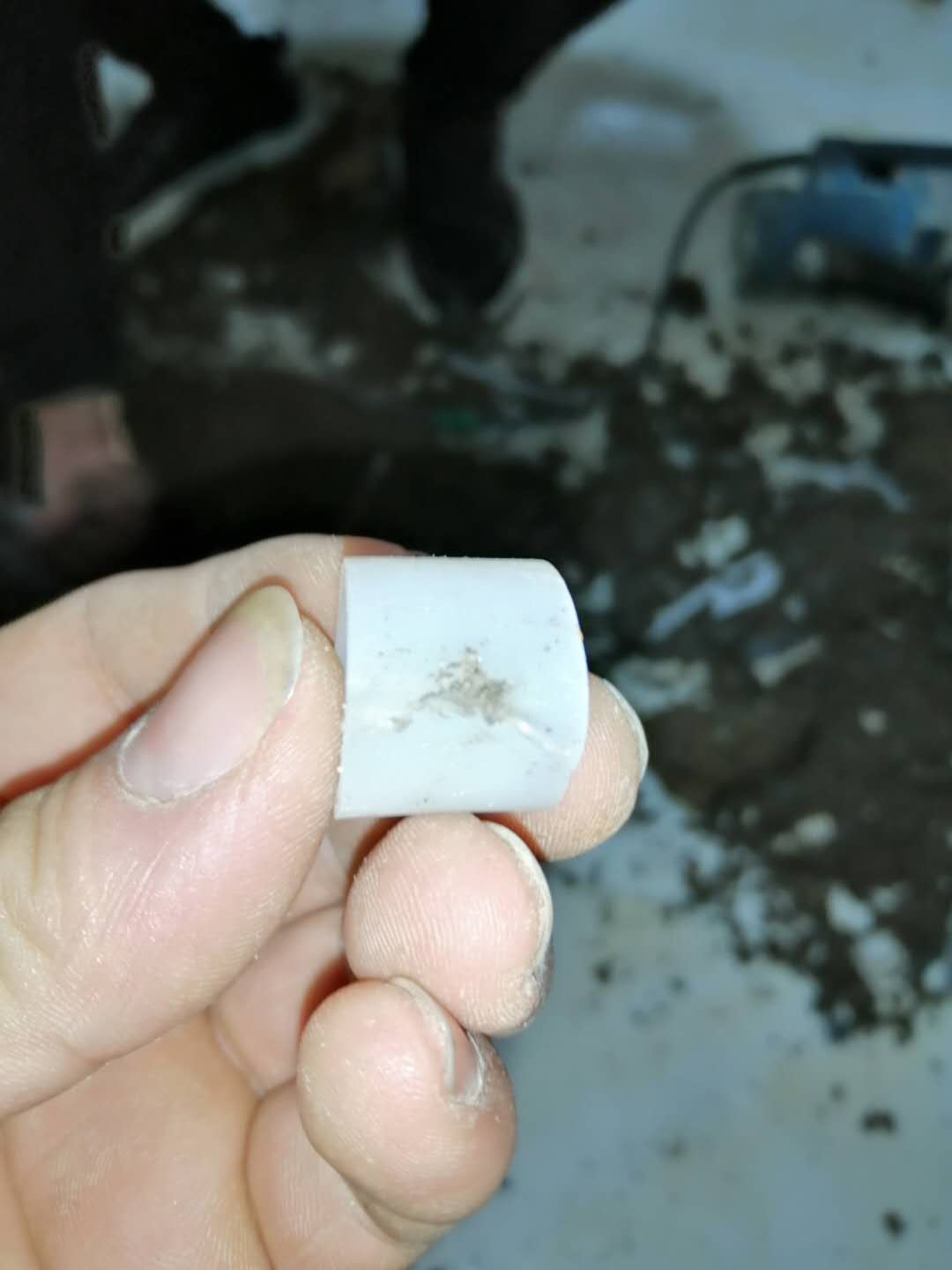 余庆家里地暖漏水了怎么办？